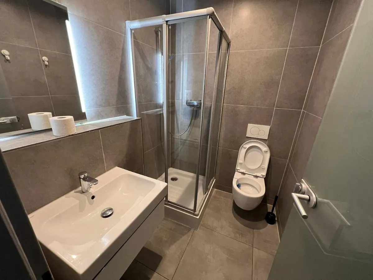 Apartment Fox Hotel Vaterstetten 0*,  Germany